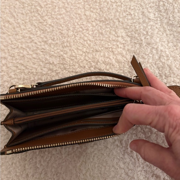 Kate Spade Crossbody - Picture 10 of 12